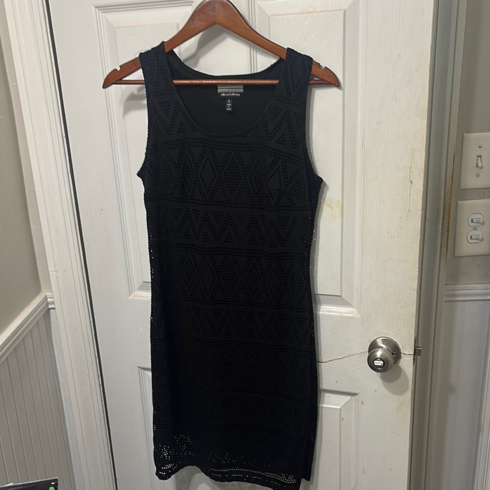 Allison Brittney Black Sheath Mini Dress Sleeveless Scoop Neck